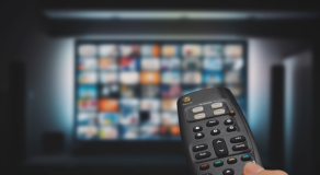 Maak je filmavond compleet met Thuisbezorgd!